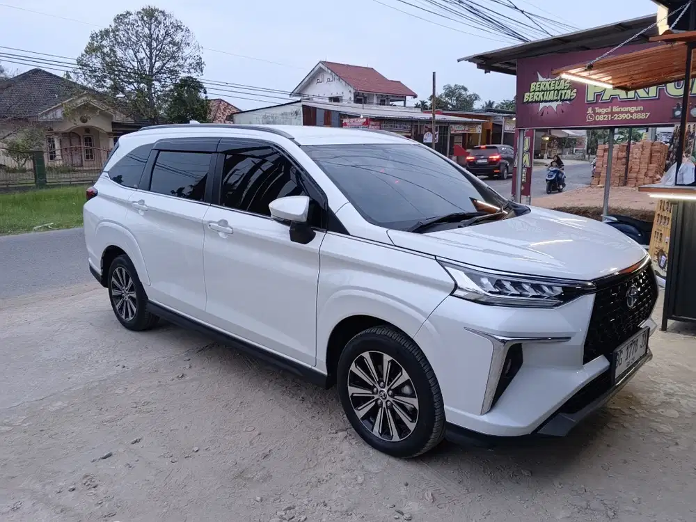 NEW VELOZ 2024 PUTIH (platinum white pearl)
