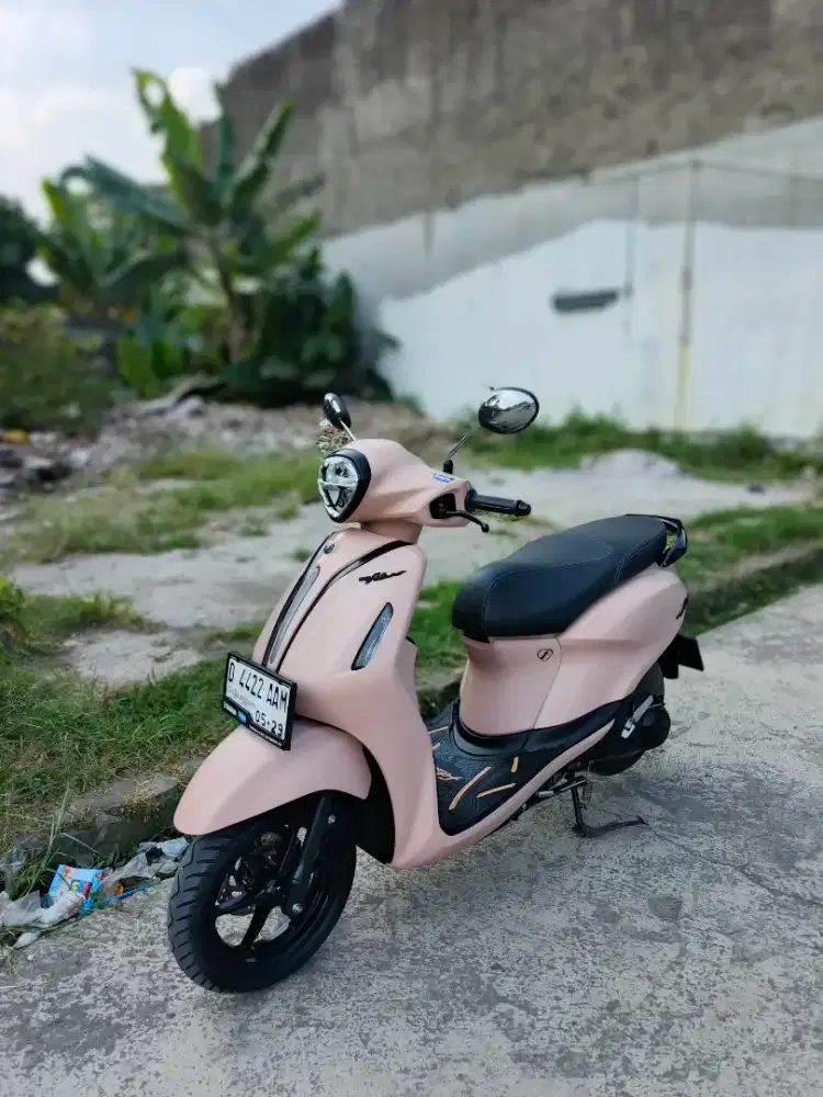 Yamaha grand filano lux km8rb