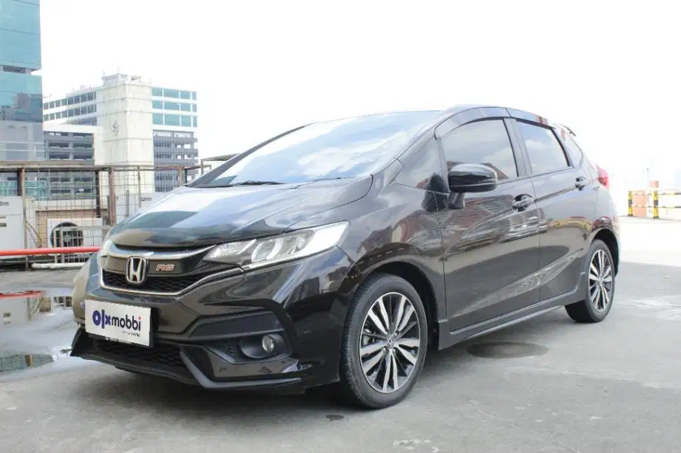 TDP 11 JT Honda Jazz 1.5 RS Bensin-AT Hitam 2019