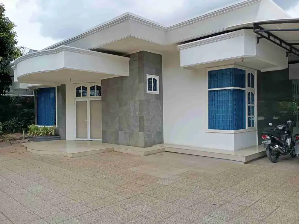 disewakan rumah besar