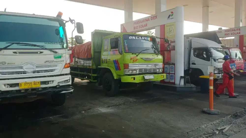 Hino rangger hijau