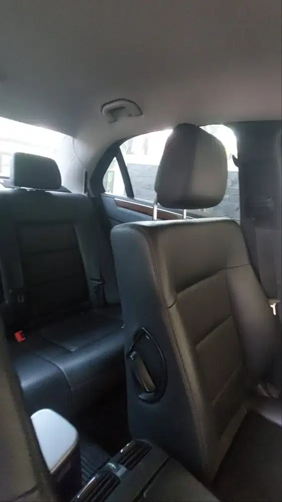 Mercedes Benz e250