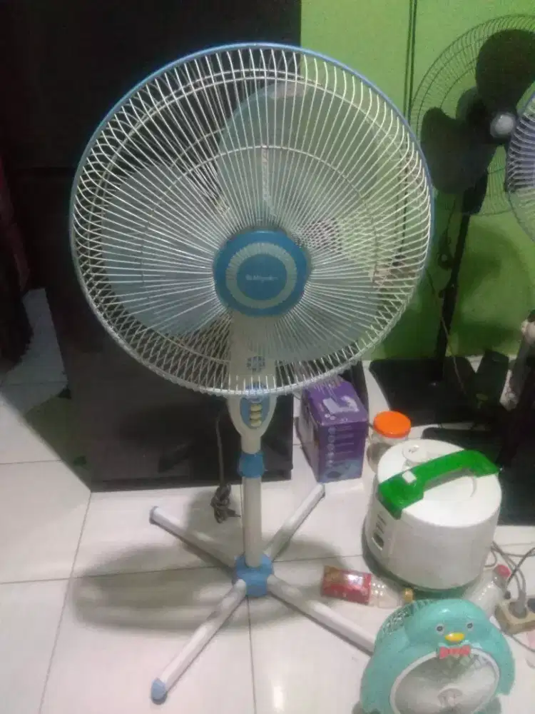 Kipas angin stand fan 16 inch miyako normal siap pakai nego tipis
