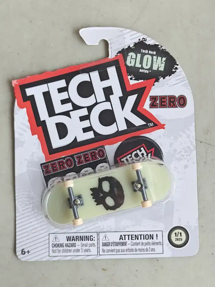 Tech Deck Zero Glow in The Dark Spin Master Fingerboard Mainan RARE