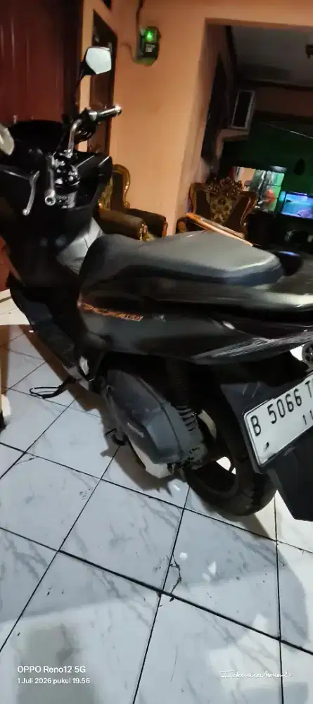 PCX 2023 ABS Hitam