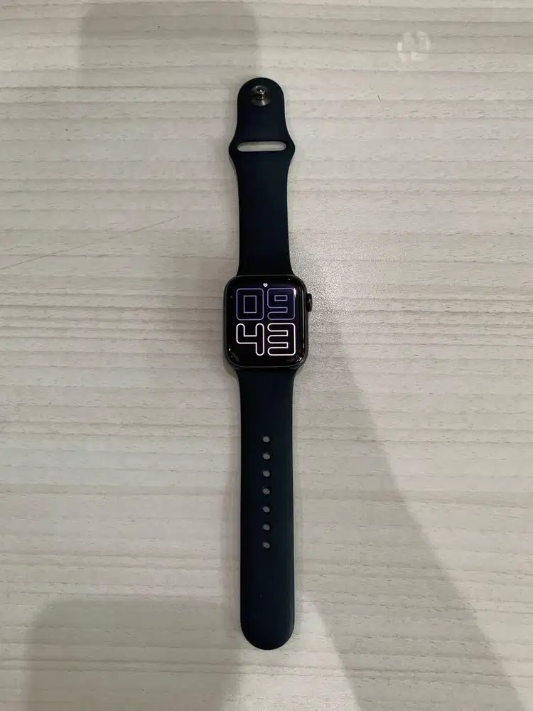 apple watch SE Gen 2 40MM Midnight ex Resmi Indonesia
