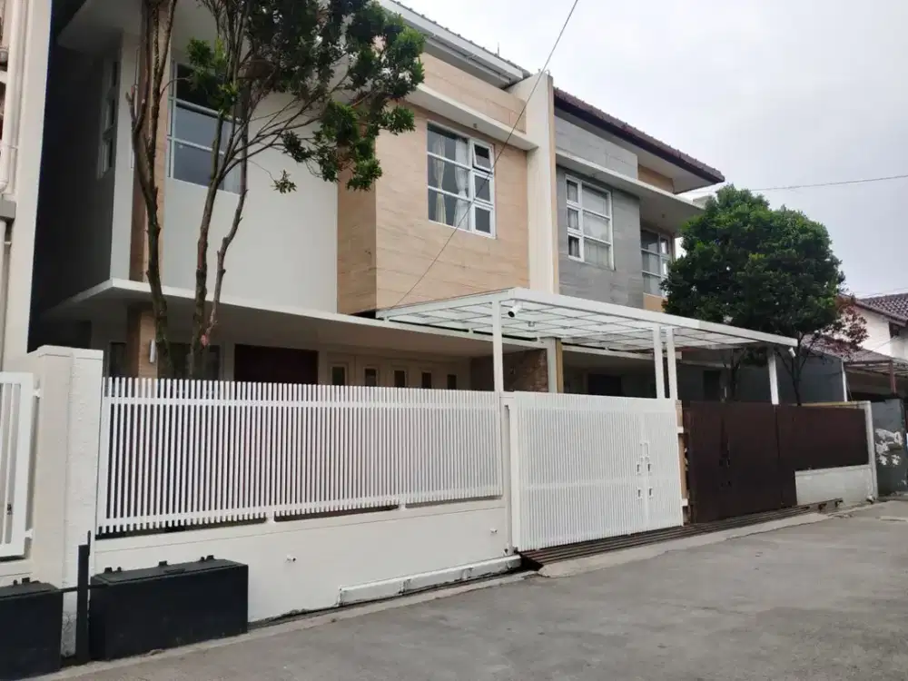rumah minimalis bagus 2 lantai siap huni batununggal buah batu bandung