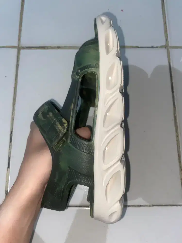 Sendal sepatu anak no.36