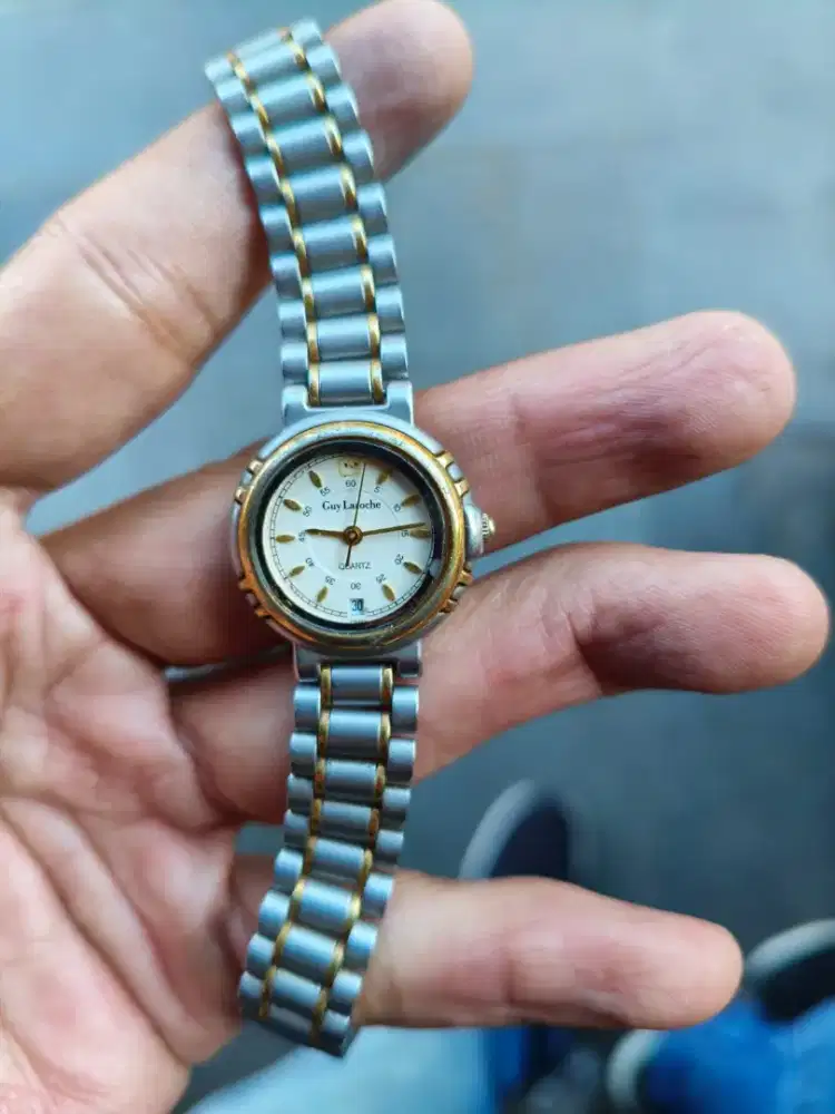 jam guy laroche