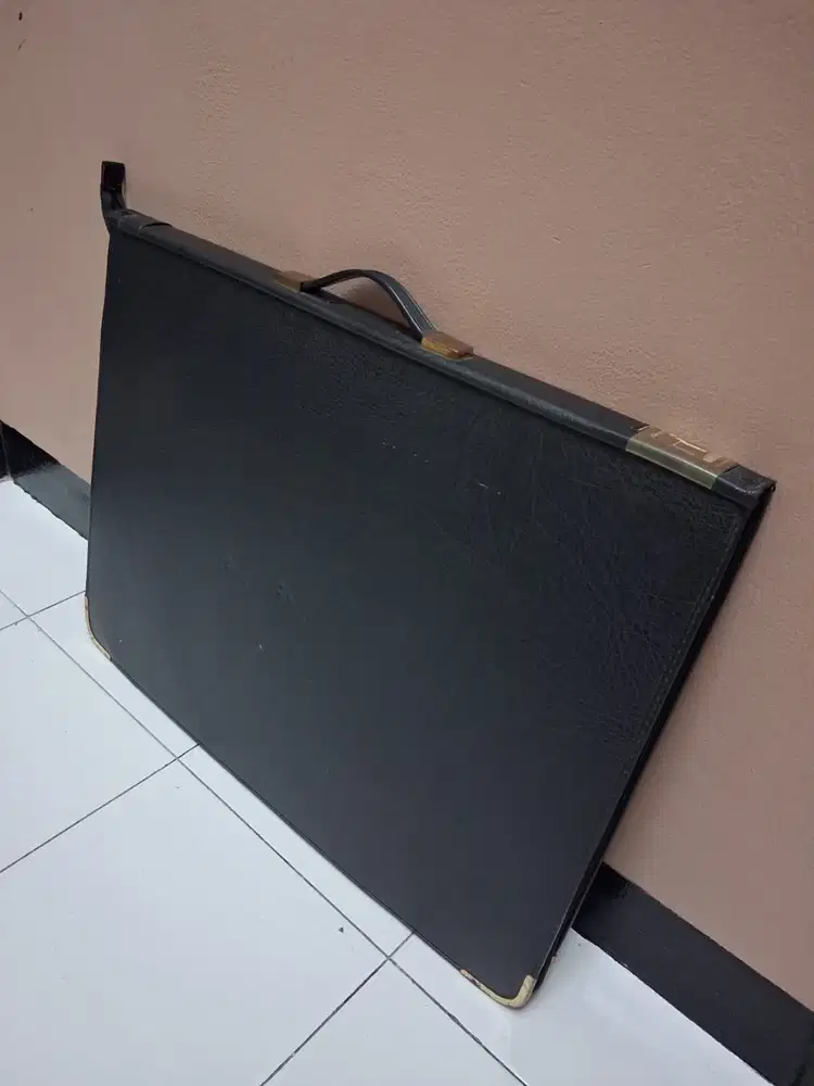 Presentation Portfolio ART CARE A2 Original + Tas Portofolio Gambar
