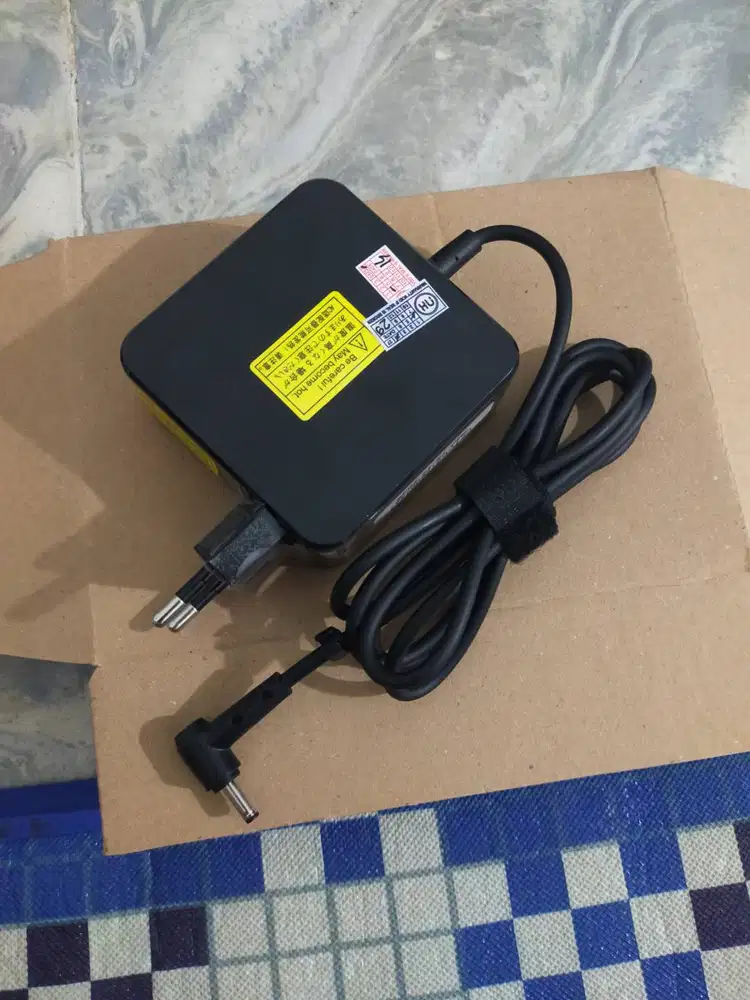Carger laptop asus