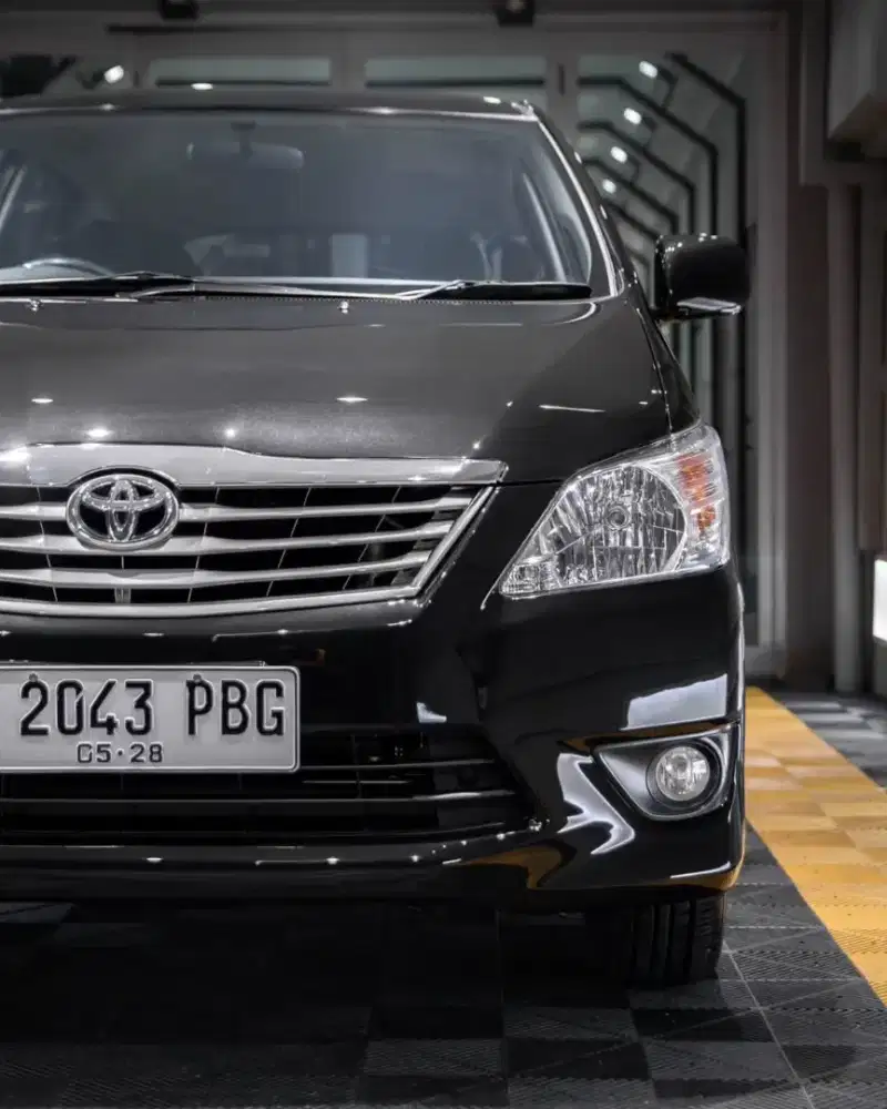 Kijang Innova 2013 G bensin ( khusus pengemar )