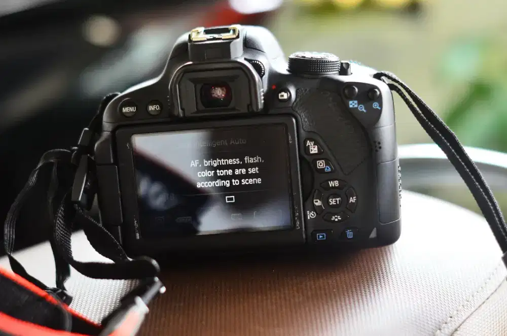 Kamera DSLR Canon 700D Murah