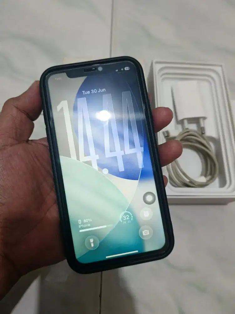Iphone 11 64gb Purple Fullset All Operator
