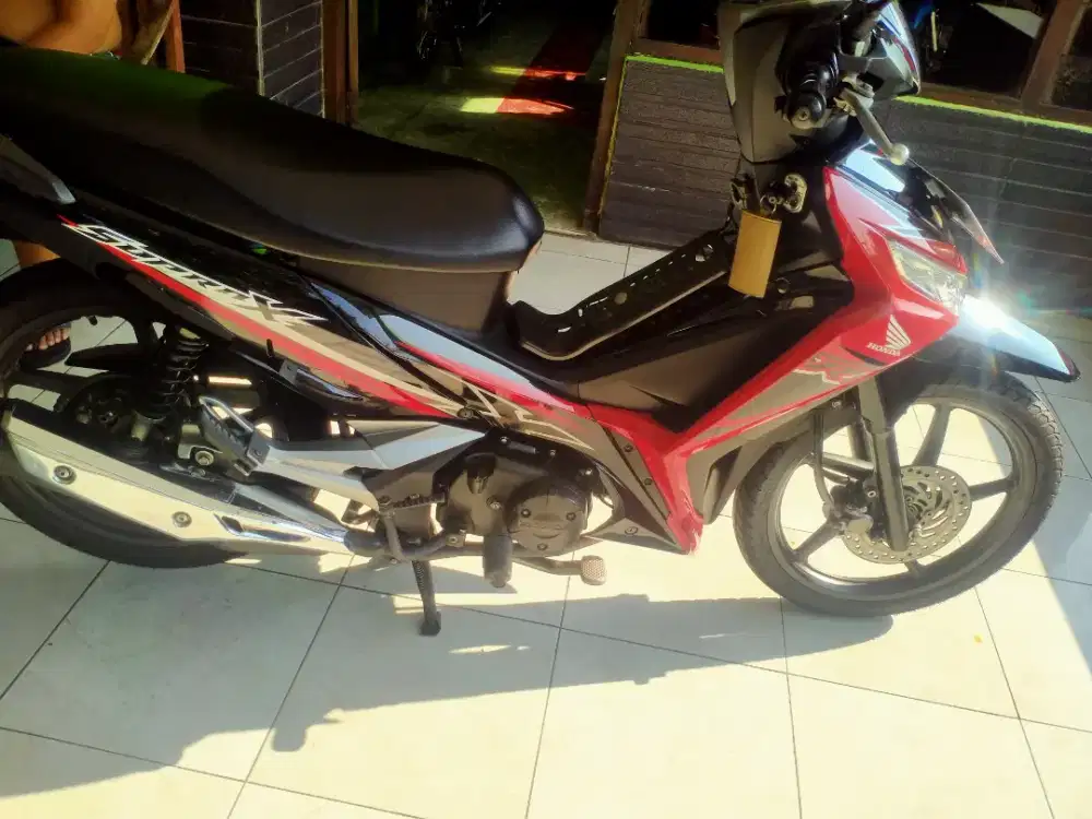 JUAL SUPRA X 125 CW ISTIMEWA WA WA
