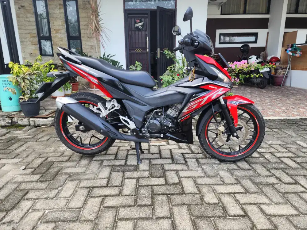 Supra GTR 150 Spartan Red 2019
