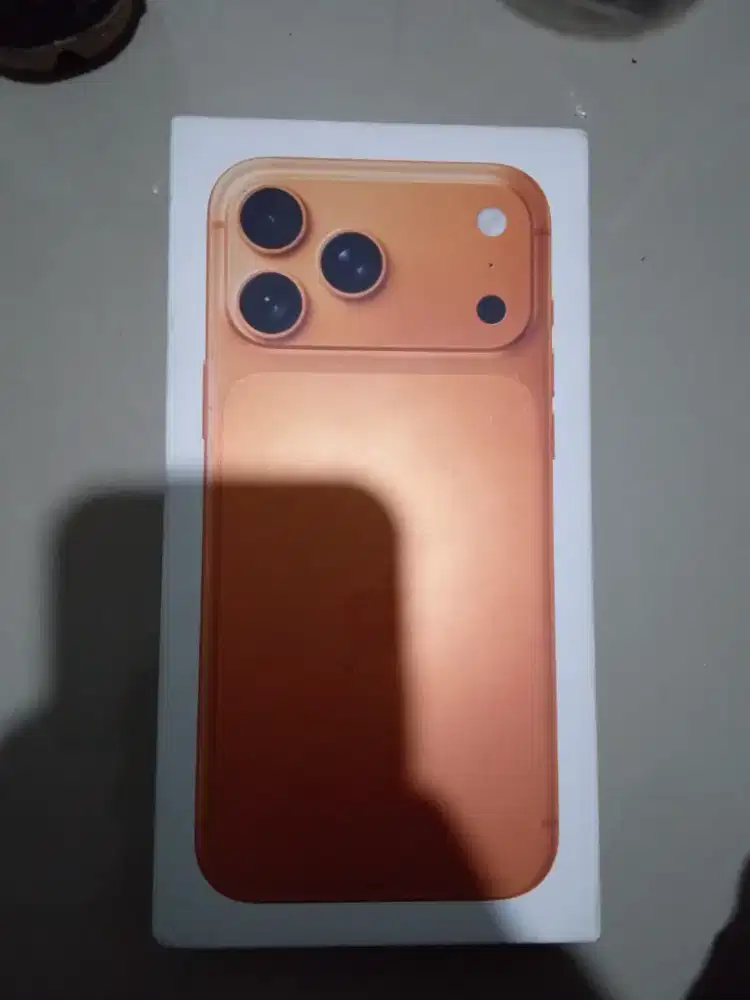 iPhone 17 promax 256 iBox