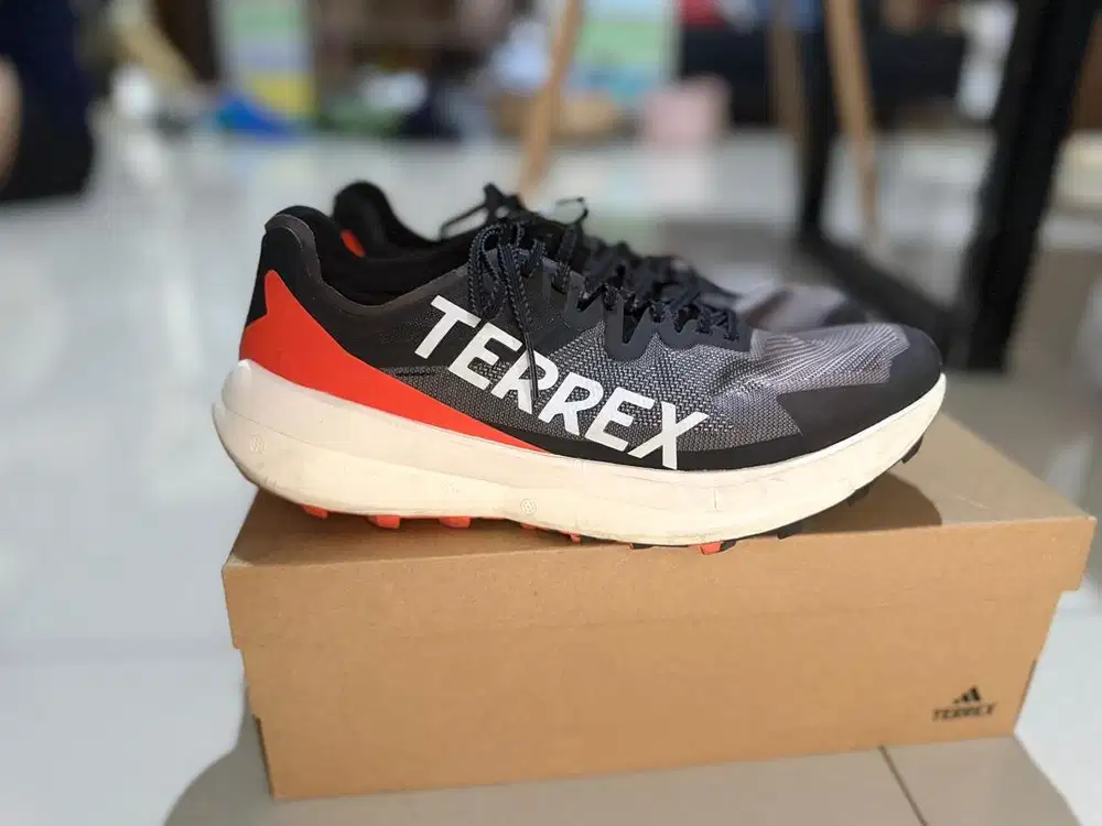 Sepatu Adidas Agravic Speed eur44/ us10. belum pernah trail, baru coba