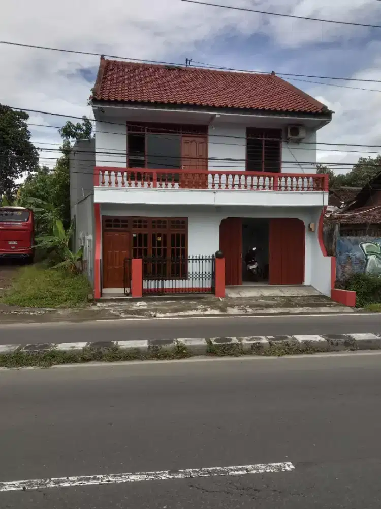 Disewakan rumah Rp 21.000.000/th
