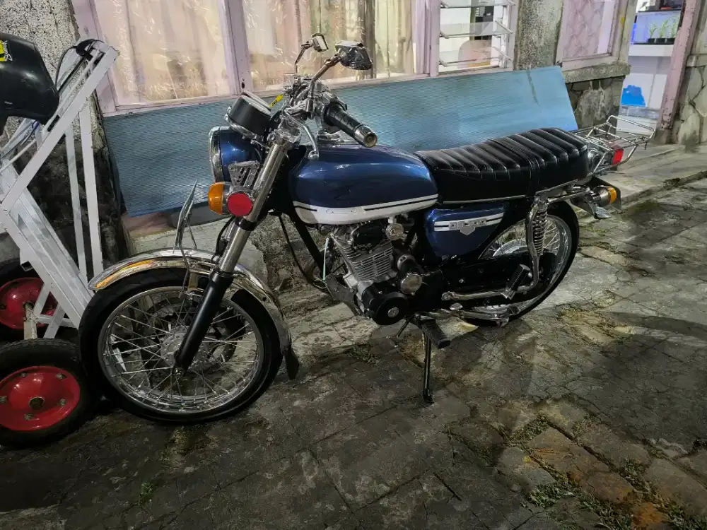 Motor Clasik Honda cb 100