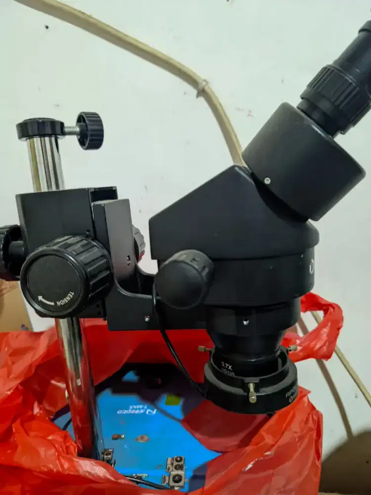 MICROSCOPE TRINOCULAR DIGITAL WAYS DW TC-X BLACK + LENS WD135 0.7X