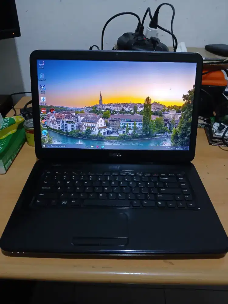 Laptop Dell N5050 ,Intel Core i5 ,Ram 6Gb ,Layar Besar 15,6 inch
