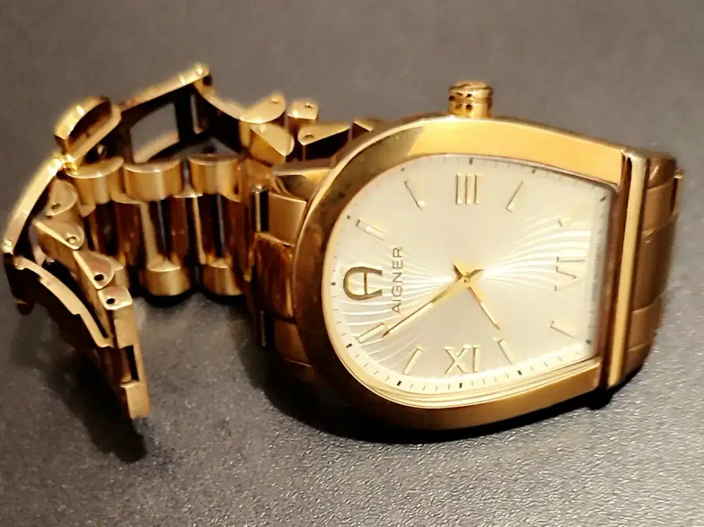 Jam Tangan Pria Aigner Original