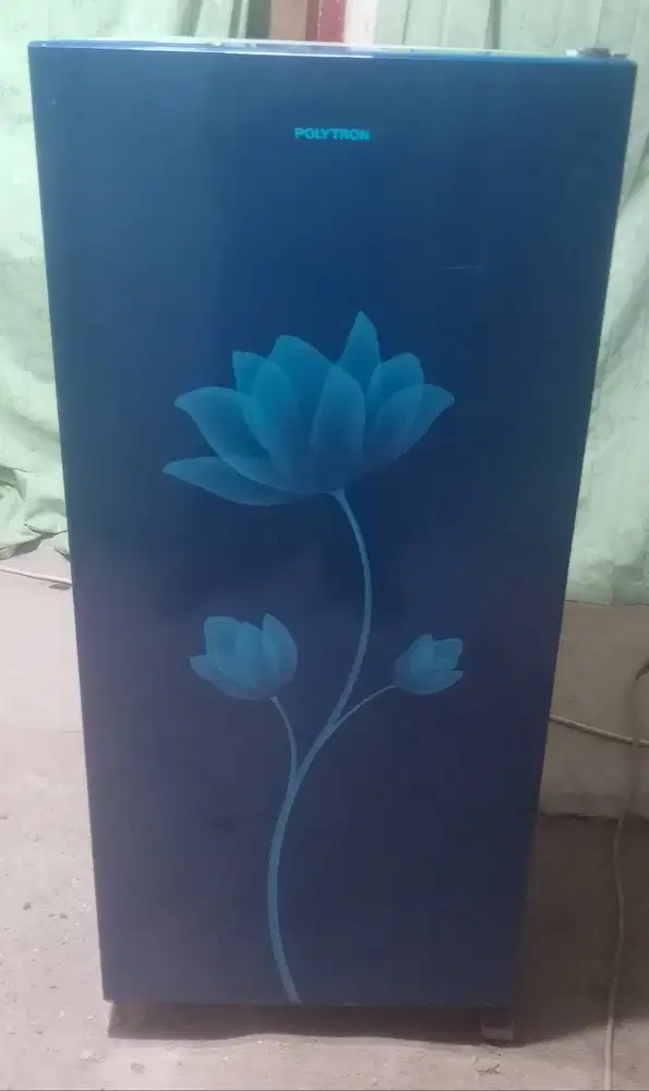 Kulkas 1 pintu POLYTRON (Diantar dalam kota Padang. Luar Kota Pakai On