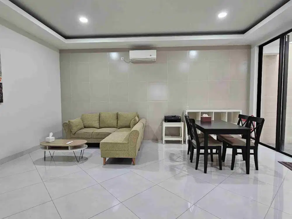 Rumah Bagus Furnished Dekat UMN Summarecon Serpong