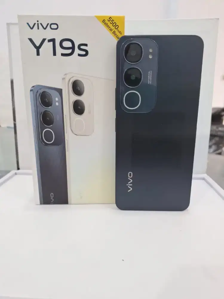 Vivo Y19s Ram 4+4/64gb lengkap
