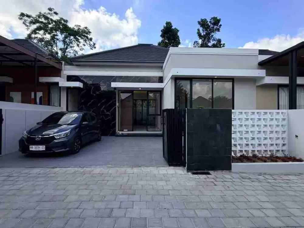 RUMAH MEWAH MODERN OPEN SPACE DENGAN TANAH LUAS DI JALAN KALIURANG KM. 13 NGEMPLAK SLEMAN