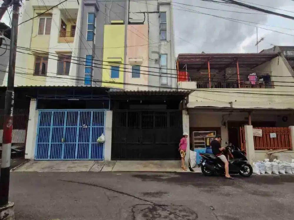 rumah 4 lantai cocok untuk usaha, siap huni, bebas banjir di jalan arwana, penjagalan, penjaringan, jakarta utara
