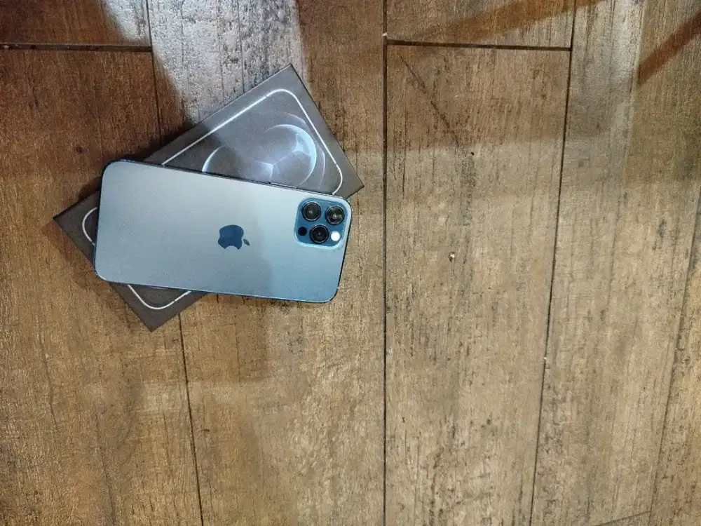 iPhone 12 pro 128gb pacific blue
