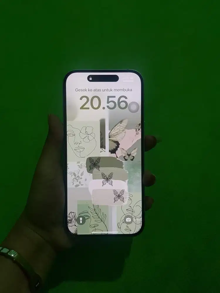 FOR SALE IPHONE 128 GREEN