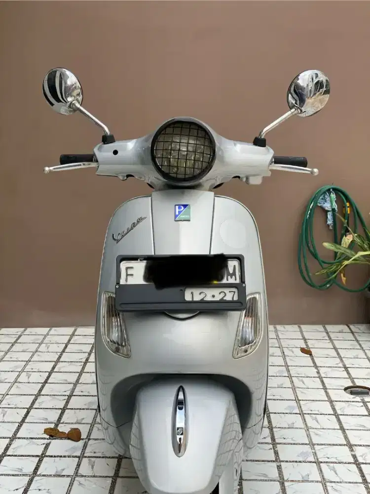 Vespa LX 2vie 2011