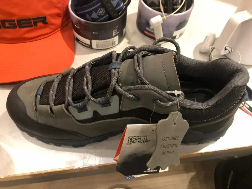 Sepatu Eiger Low Mamba