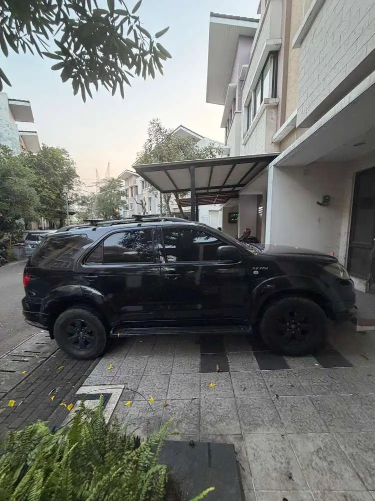 Toyota Fortuner 2008 Bensin