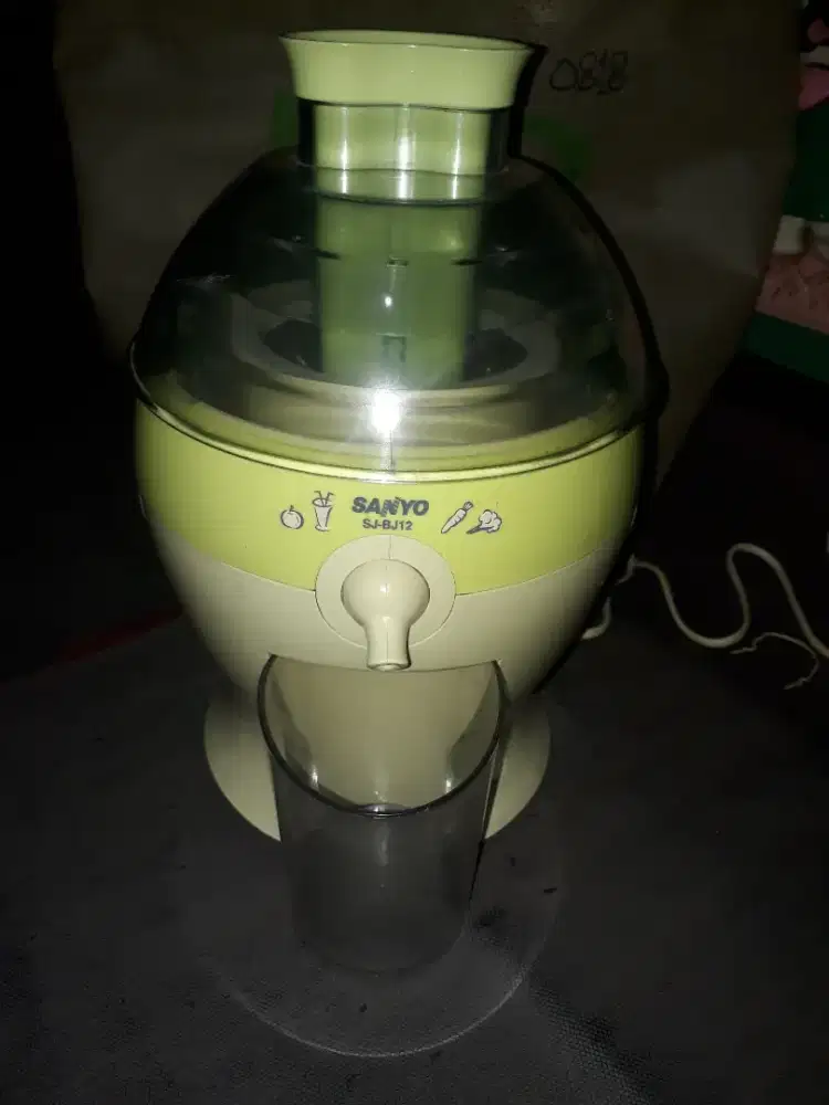 Jual juicer sanyo tipe sj-bj12 normal jaya