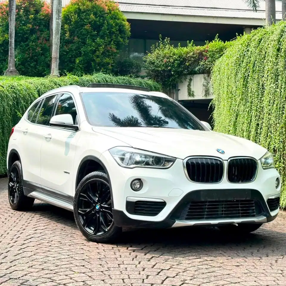 (CASH) BMW X1 F48 2018