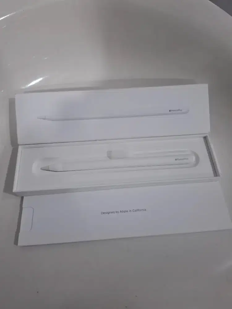 Apple pen pro original like new
