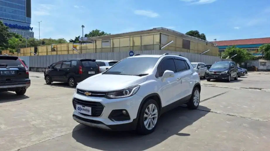 KM LOW PAJAK HIDUP CHEVROLET TRAX 1.4 TURBO LTZ BENSIN-AT
