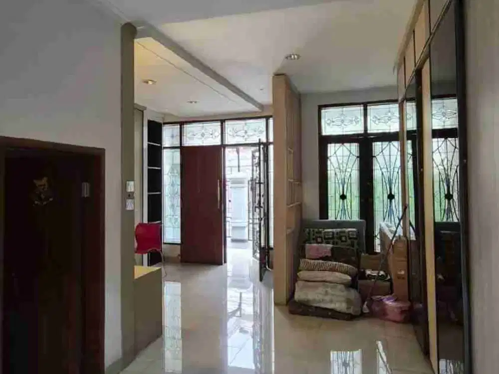 Rumah Taman Permata Buana Jakbar siap huni