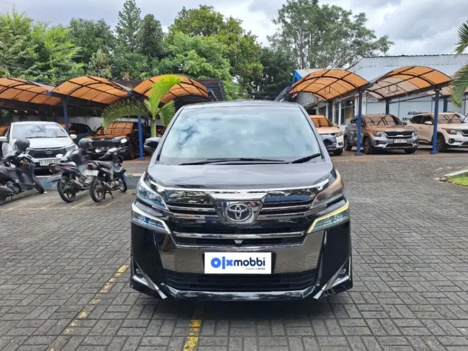 LOW DP - Toyota Vellfire 2.5 G Bensin-AT 2018
