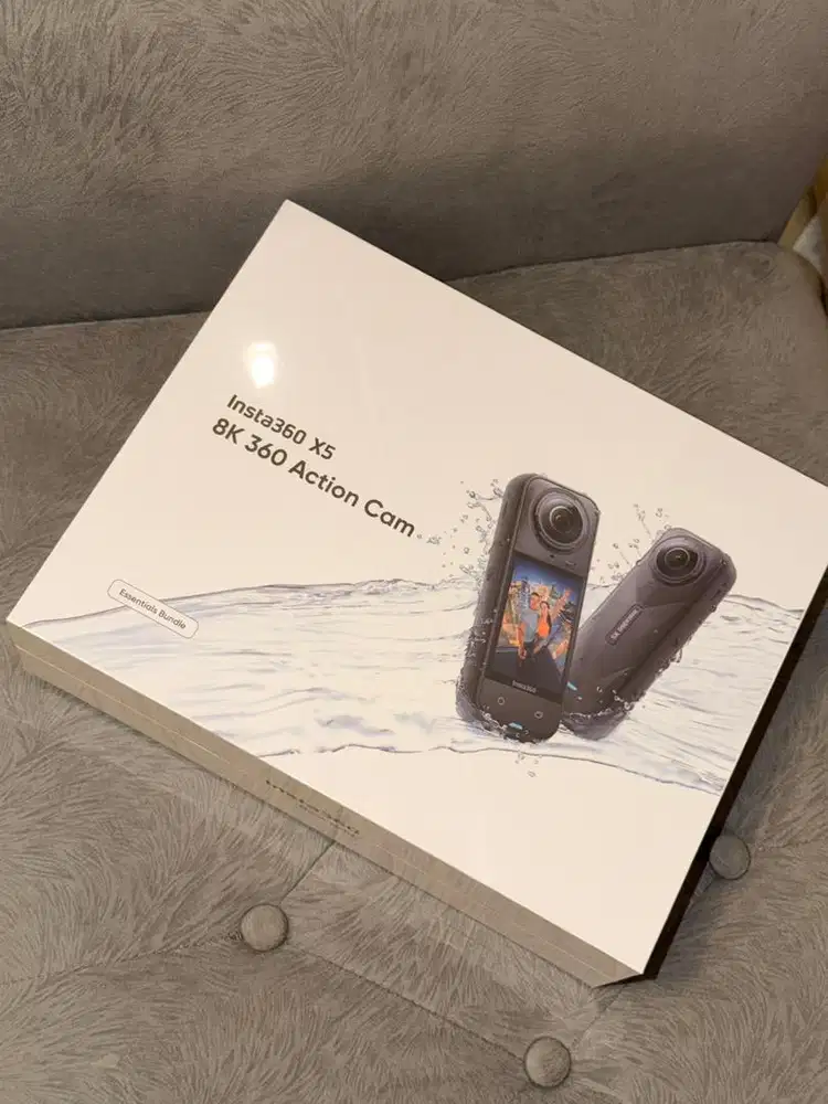 Insta360 X5 8K 360 Action Camera - Essentials Bundle