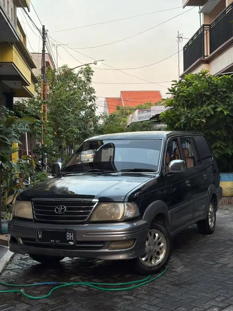 Kijang Krista AT 2003