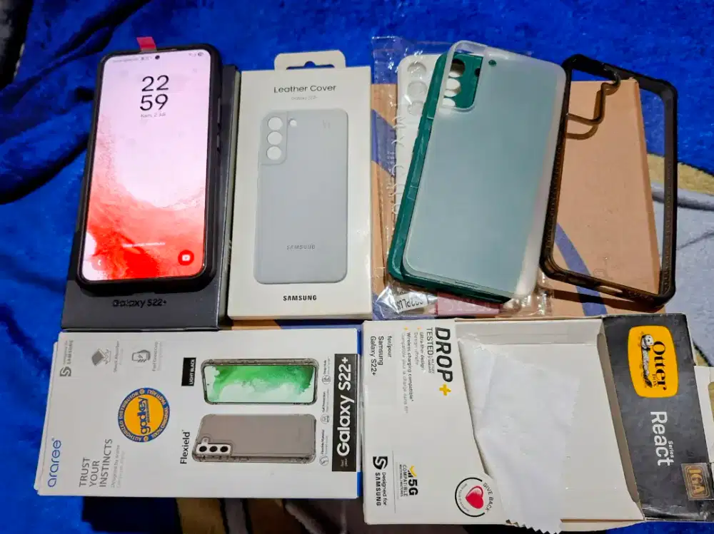 Samsung Galaxy S22+ Plus, LCD + Battery NEW (Klaim Di SC Samsung)
