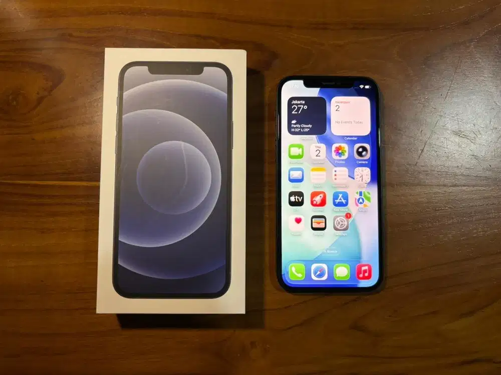 iPhone 12 128GB Ex Garansi Ibox - Black Mulus