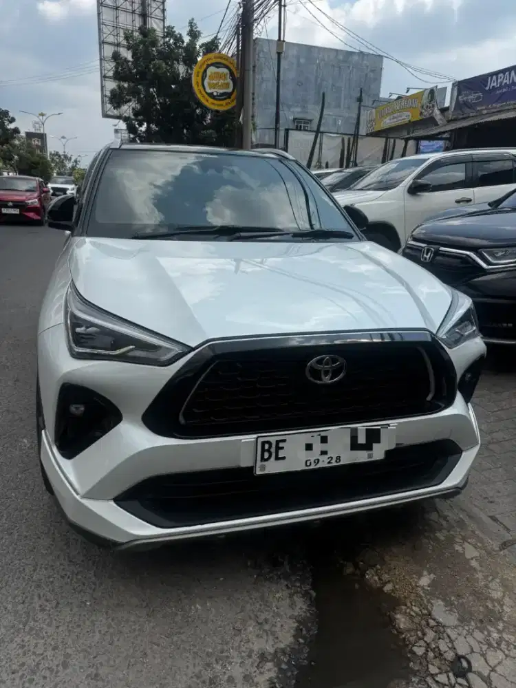 Toyota Yaris GR Cross Hybird TSS Two Tone Th 2023 Istimewa