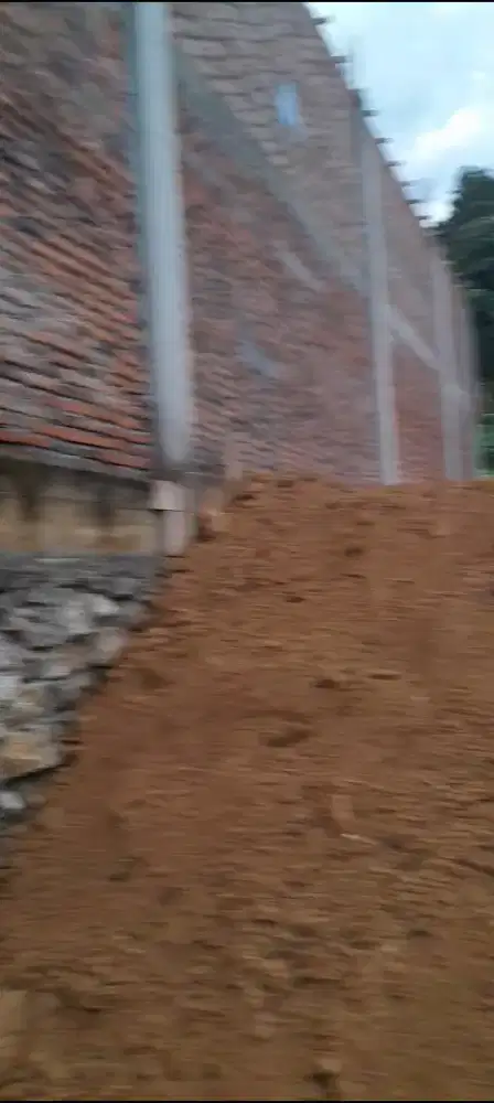 DICARI TUKANG BANGUNAN