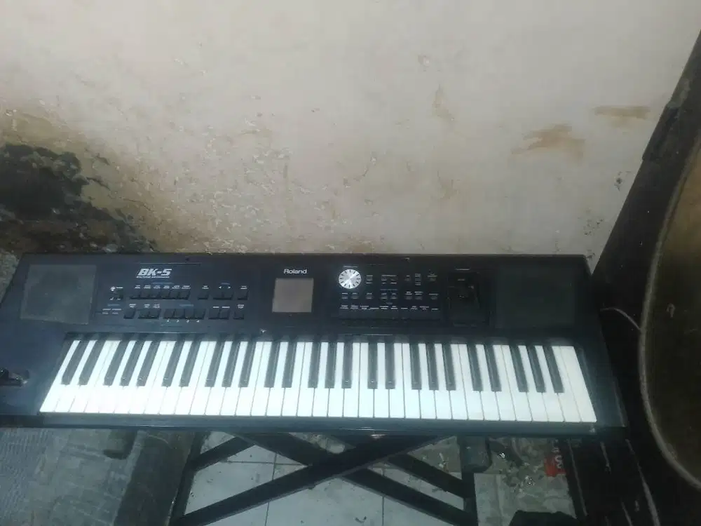 Jual Keyboard Roland BK5 Lengkap.Dus Buku Tas premium